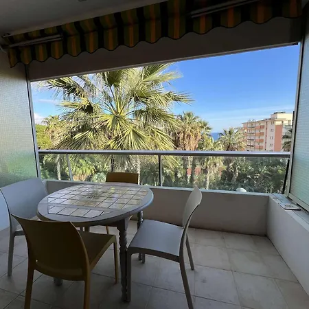 Apartman T2 Climatise Au Lavandou, Proche - Fr-1-308-199 Le Lavandou