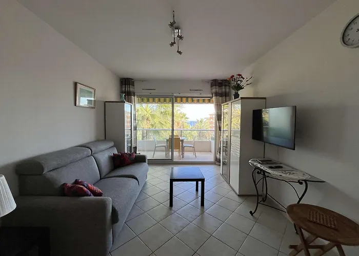 T2 Climatise Au Lavandou, Proche - Fr-1-308-199